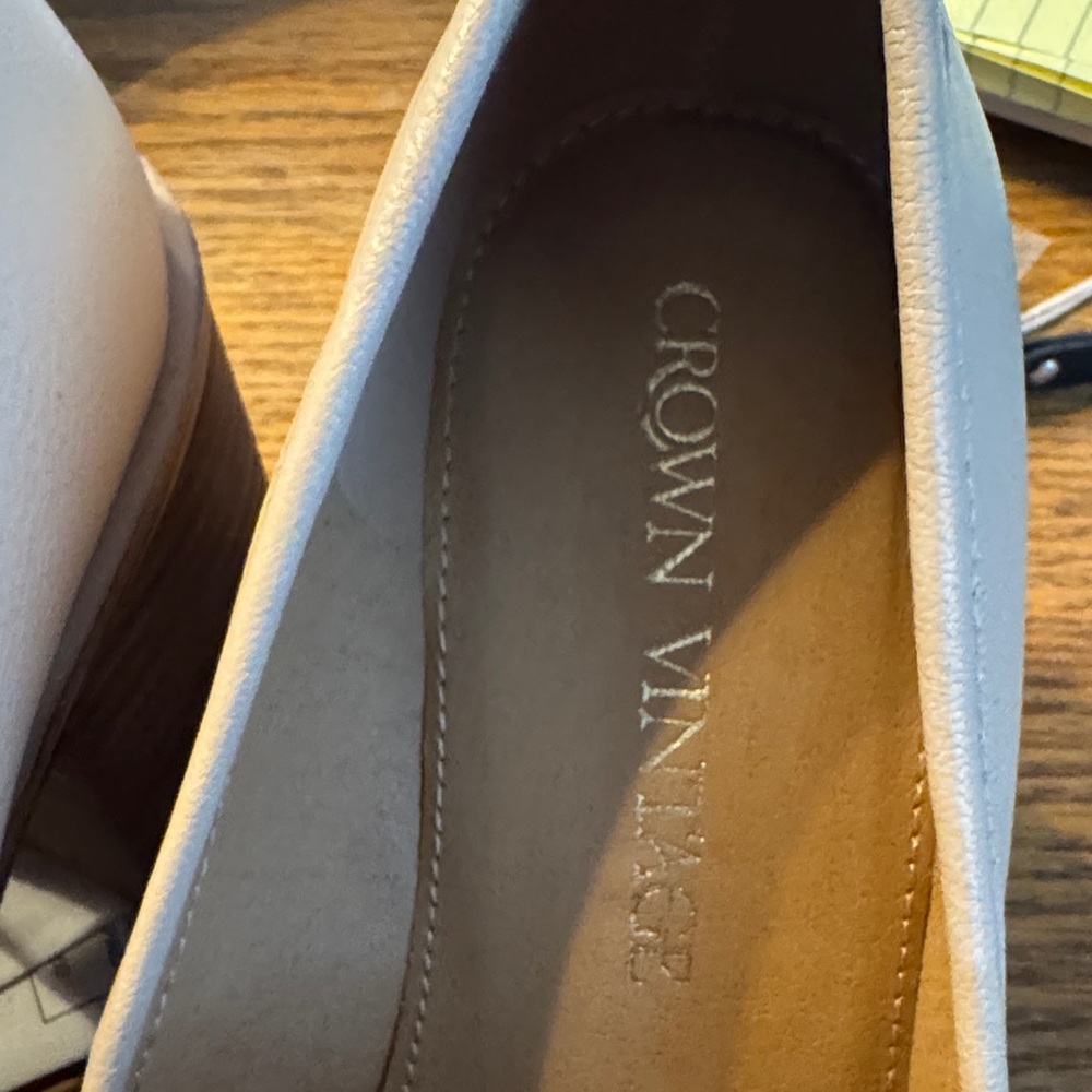 Crown Vintage Women's Cream Heels - Picture 7 of 7